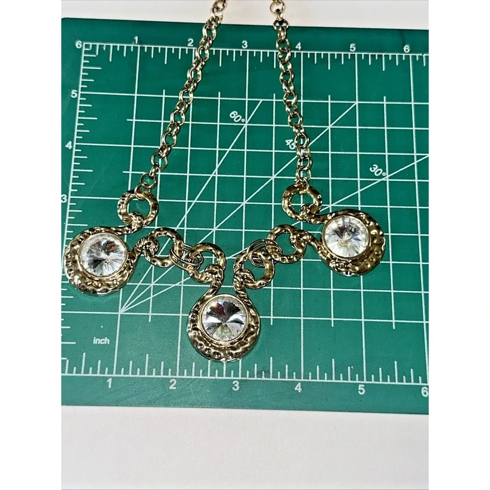Unbranded Statement Necklace Womens OS Gold Excellent Crystal Bib Hammered Metal
